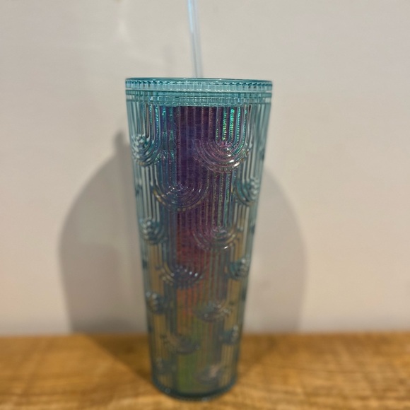 Starbucks mermaid‎ iridescent spring 2022 large tumbler cup EUC - Picture 2 of 3